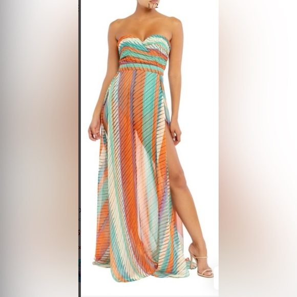 Luxxel - Mya Strapless Slit Maxi Dress
size L - Picture 1 of 4